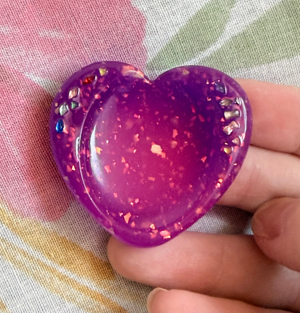 Sabrina’s Heart ✨(Colour Changing)