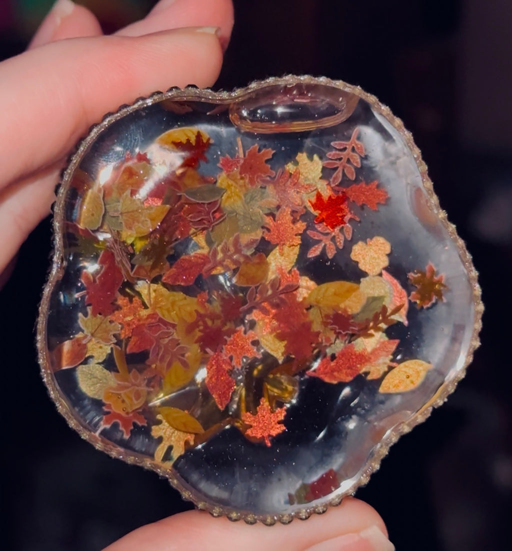 Falling Leaves (Pre Order)